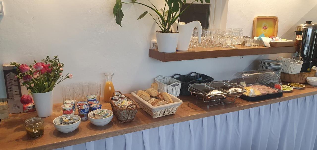 Willa Bialy Domek Ustroń Exteriör bild