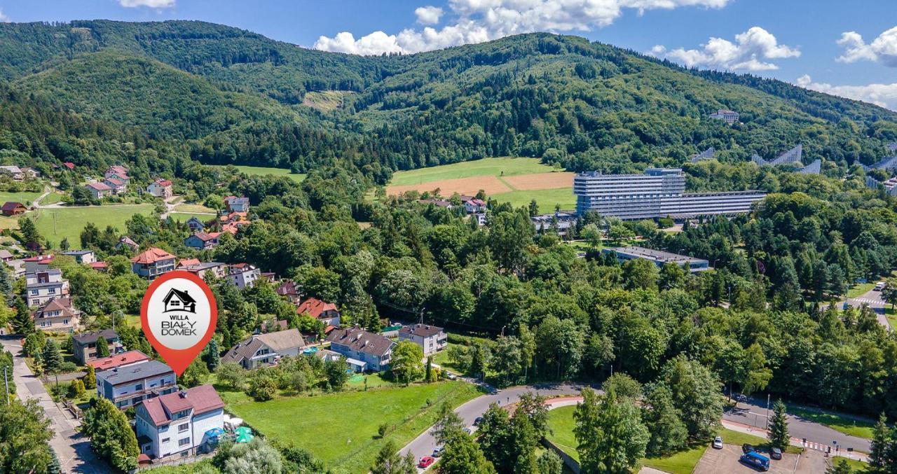 Willa Bialy Domek Ustroń Exteriör bild