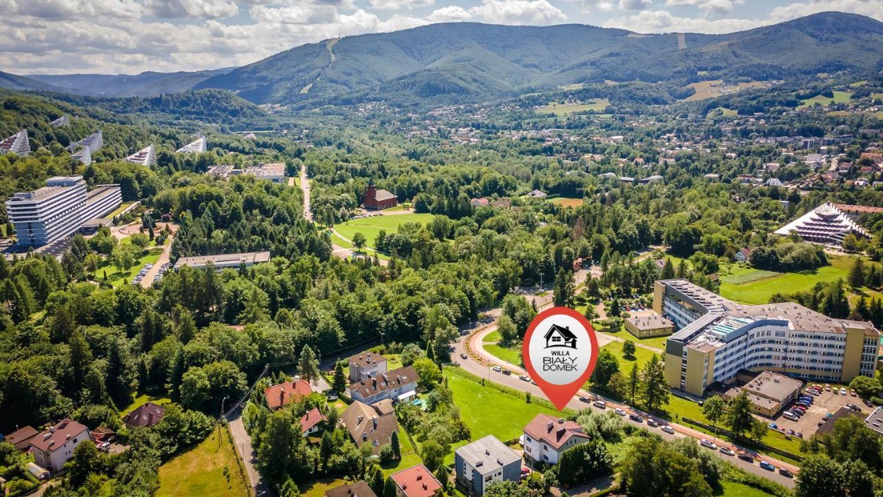 Willa Bialy Domek Ustroń Exteriör bild